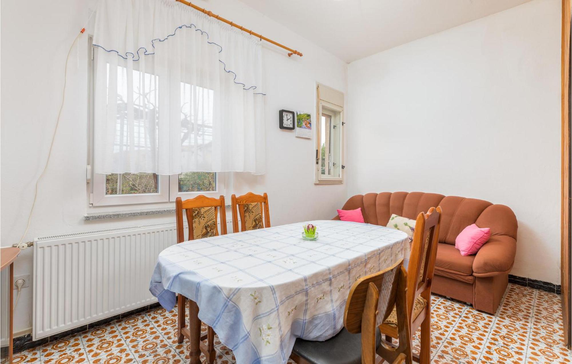 Lovely Apartment In Fazana With Kitchen Eksteriør bilde