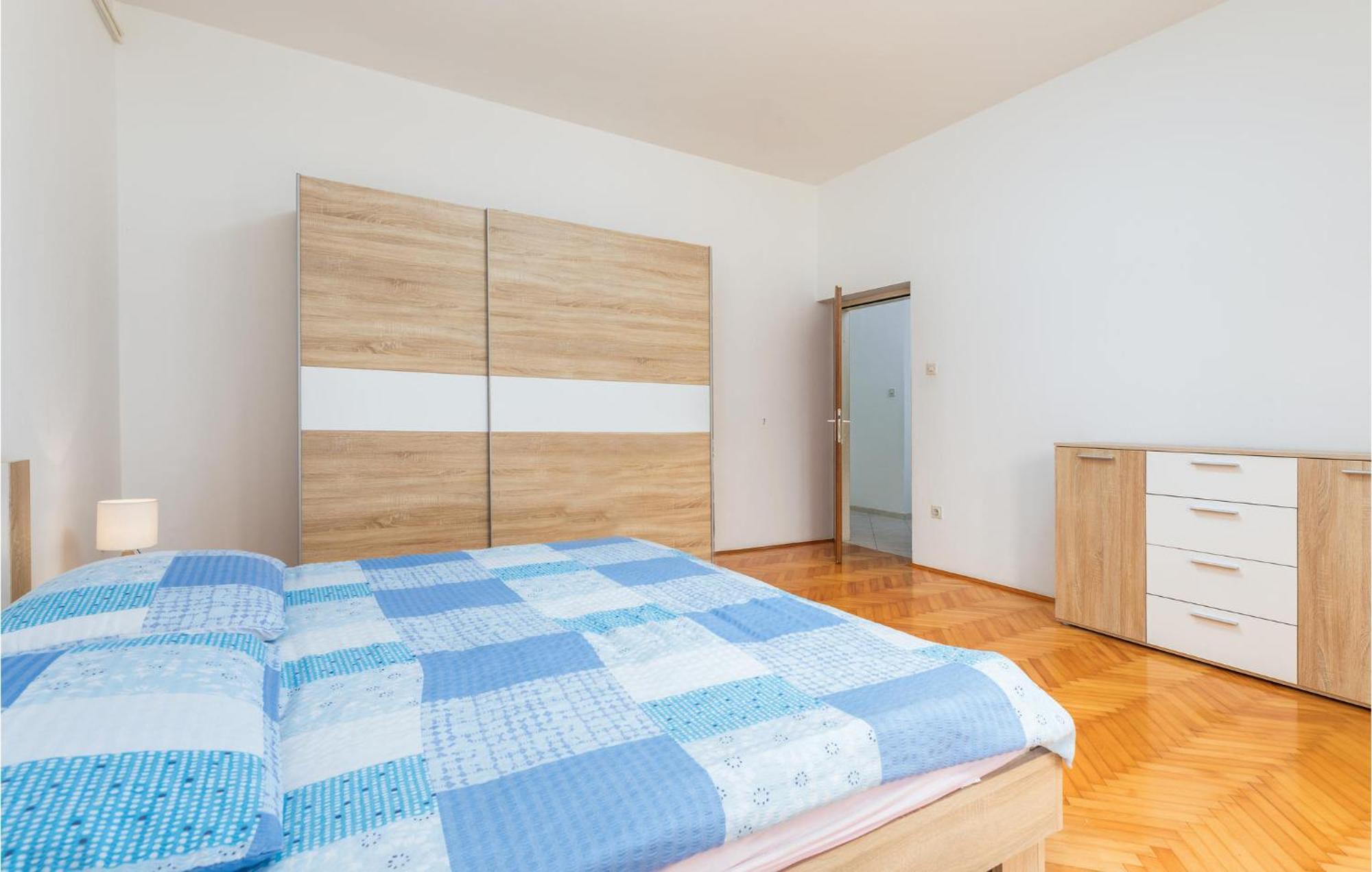 Lovely Apartment In Fazana With Kitchen Eksteriør bilde