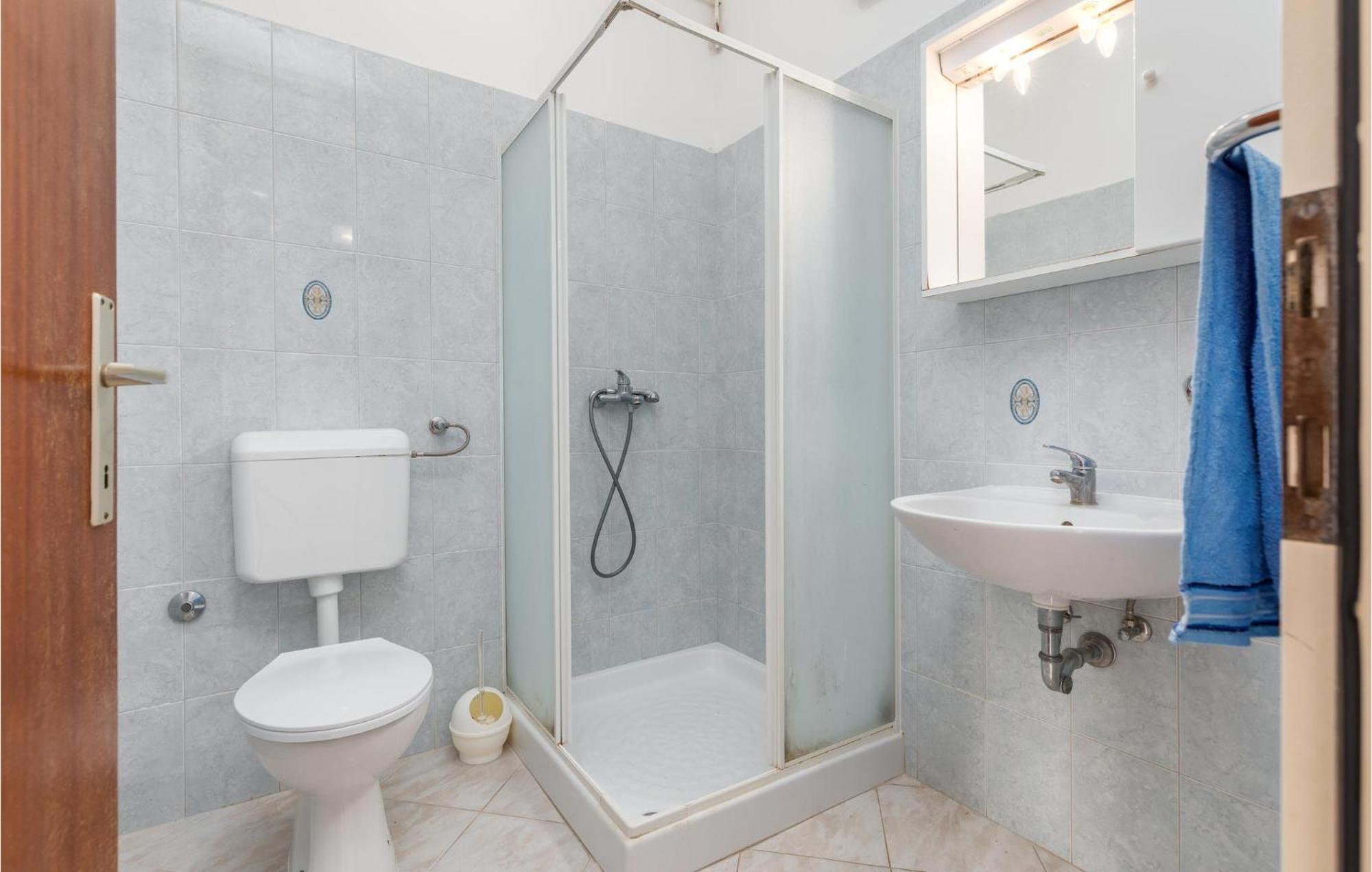 Lovely Apartment In Fazana With Kitchen Eksteriør bilde