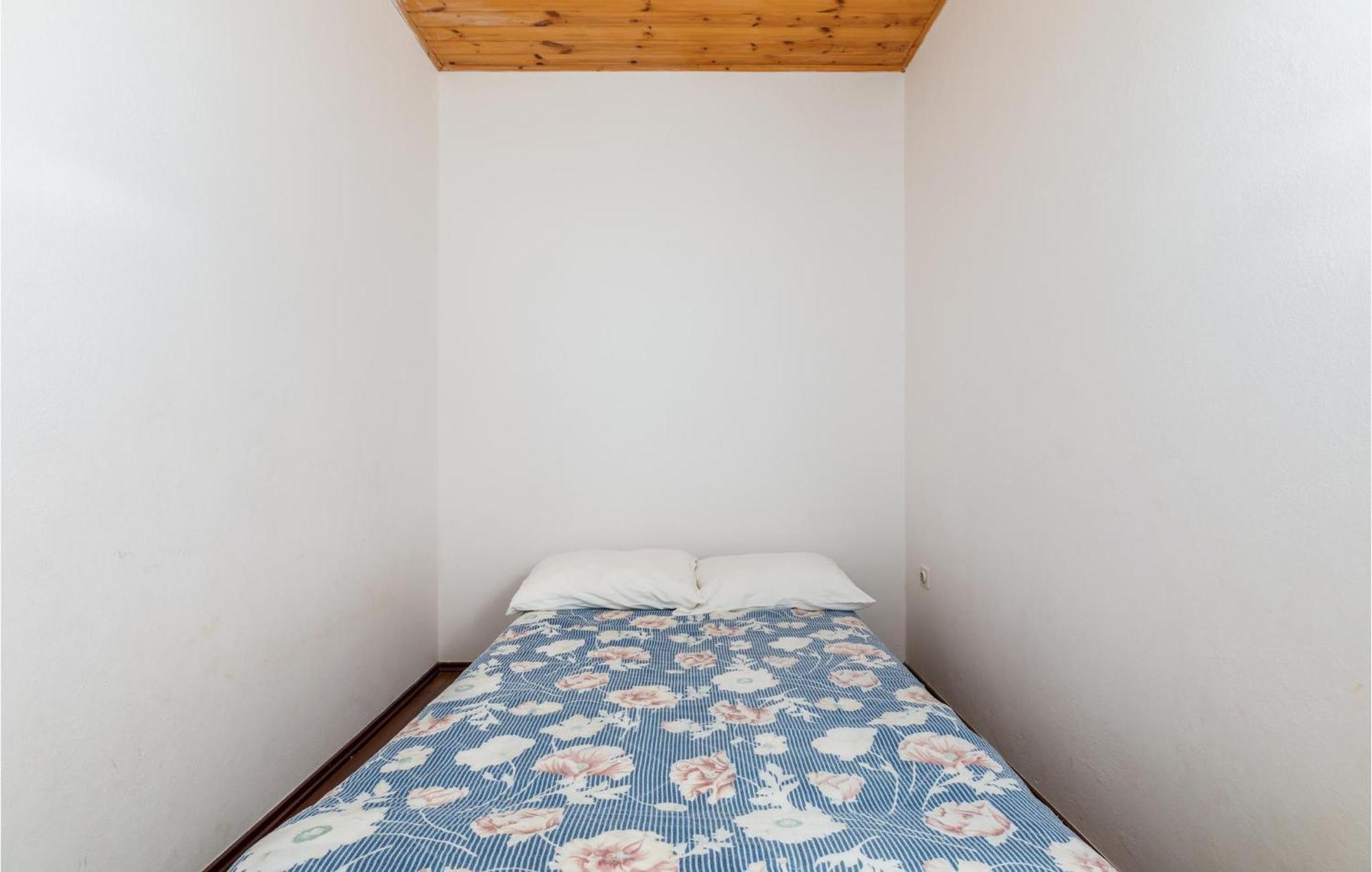Lovely Apartment In Fazana With Kitchen Eksteriør bilde